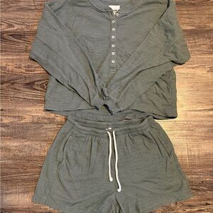 Aerie Green Long Sleeve Crop Shorts Set